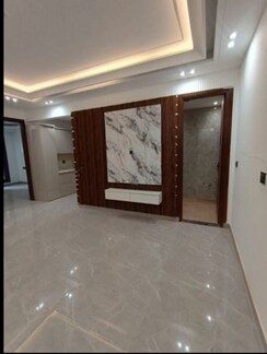 2 BHK +Builder Floor For Sale in IGI Airport Area
