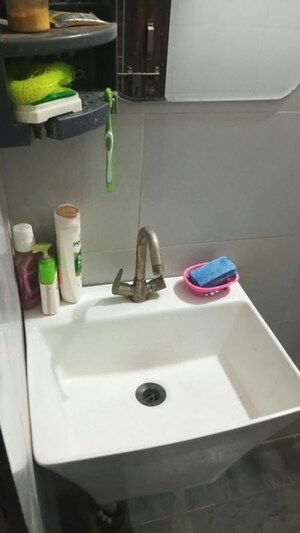 Furnished Amenities in 2 BHK Builder Floor at Palam Village – for Sale