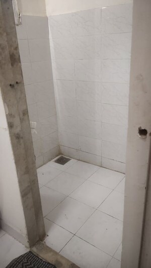 Bathroom in 1 RK Apartment at Kanakia Sra CHS, Andheri East – for Rent