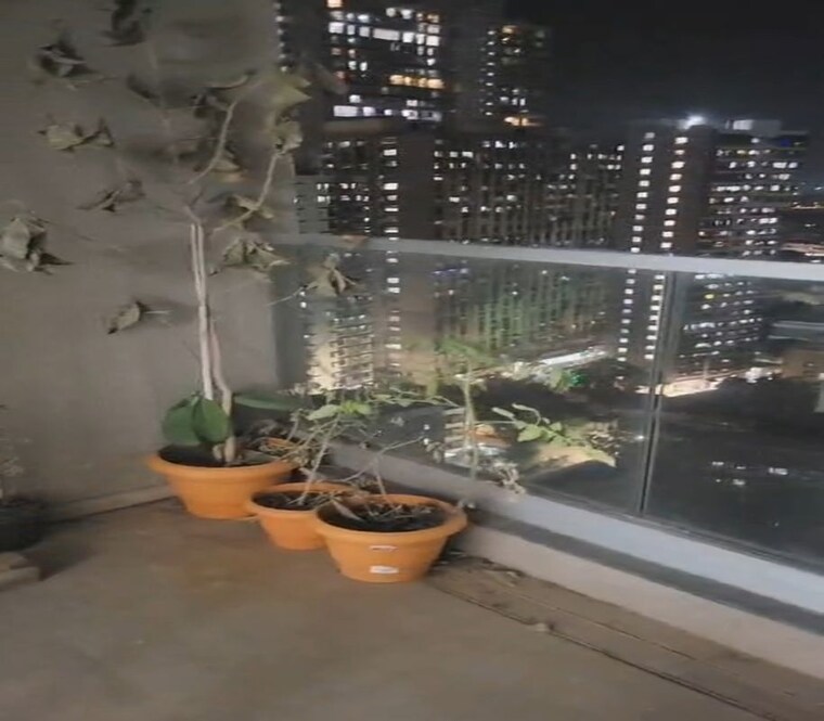 Balcony, runwal-nirvana 3 Bedroom 1000 Sq.Ft. Apartment In Parel Mumbai 10732721