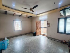 Room in 3 BHK Apartment at Brodipet – for Sale
