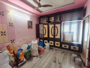 Room in 3 BHK Apartment at Brodipet – for Sale