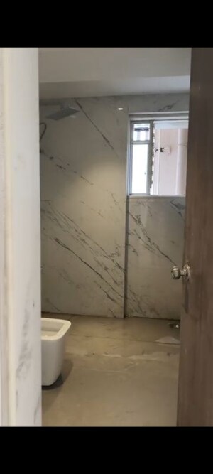 Bathroom in 3 BHK Apartment at Siddhivinayak Horizon, Prabhadevi – for Rent