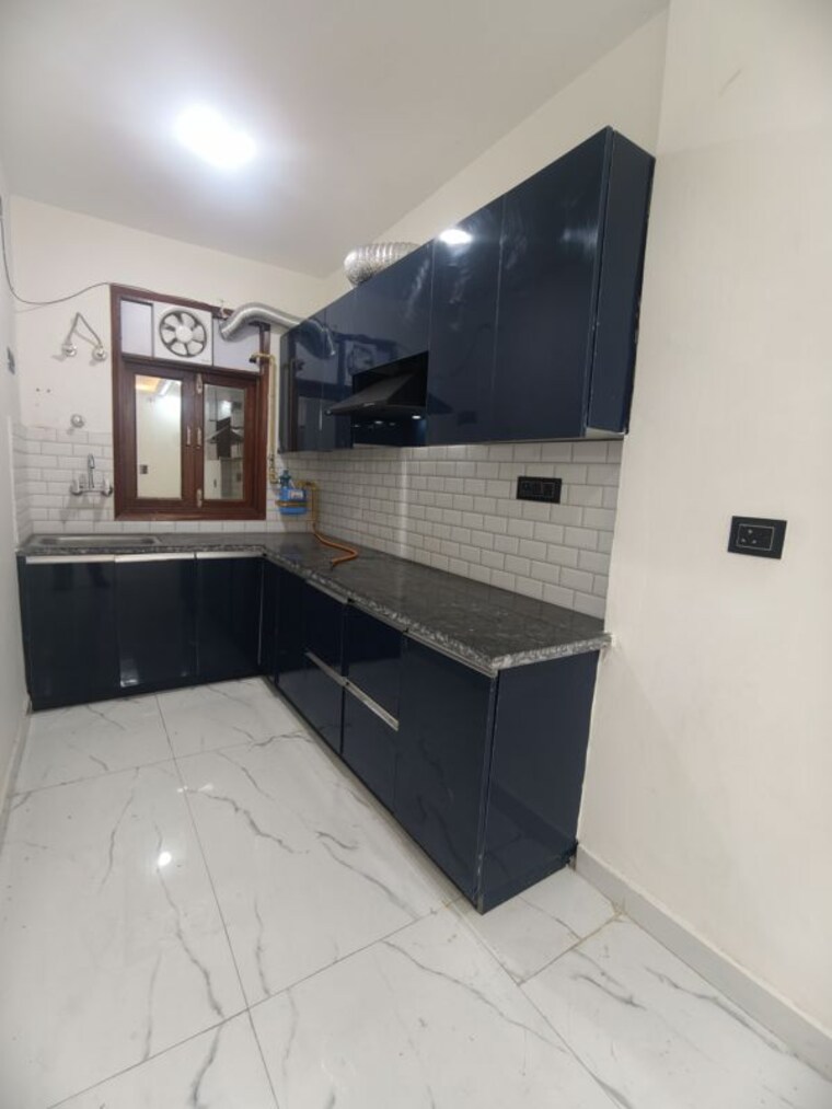 Kitchen, chattarpur 3 Bedroom 1100 Sq.Ft. Builder Floor In Chattarpur Delhi 10732786