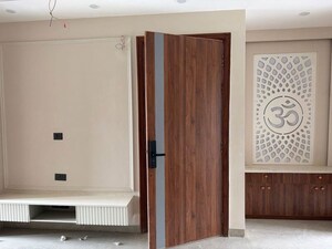 Furnished Amenities in 3 BHK Builder Floor at Anant Raj Ashok Estate, Sector 63a – for Rent