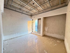 Room in 4 BHK Apartment at Cosmos Horizon, Thane West – for Sale