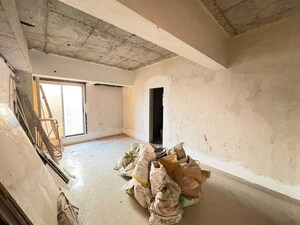 Parking in 4 BHK Apartment at Cosmos Horizon, Thane West – for Sale