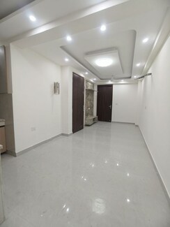 2 BHK +Builder Floor For Rent in Chattarpur