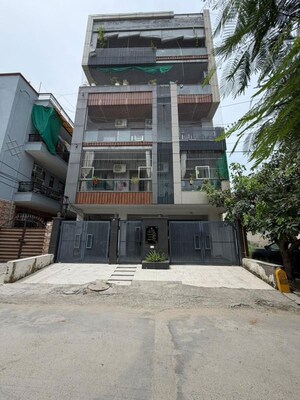 3 BHK Builder Floor For Rent in Green Fields Colony