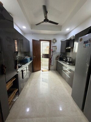 Kitchen in 3 BHK Builder Floor at Green Fields Colony – for Rent