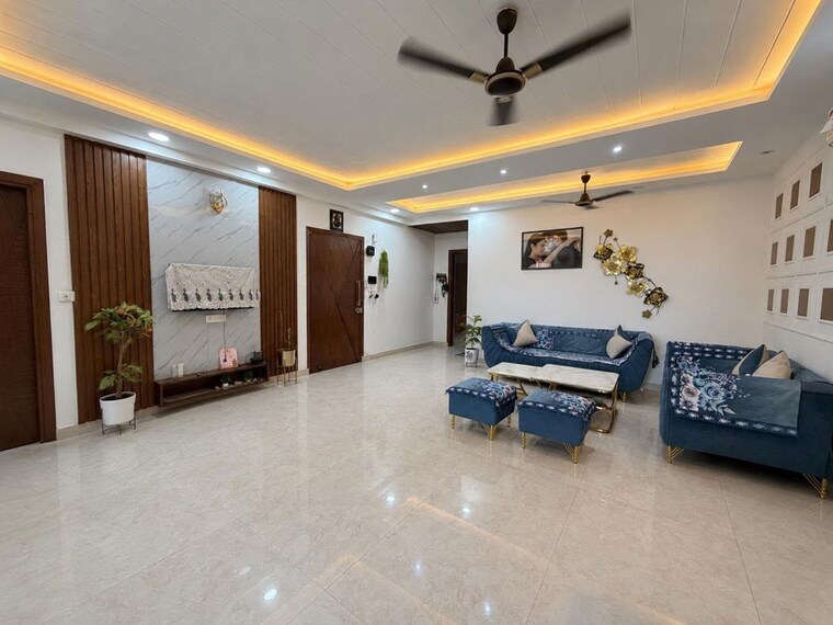 Living Room, green fields colony 3 Bedroom 1800 Sq.Ft. Builder Floor In Green Fields Colony Faridabad 10732795