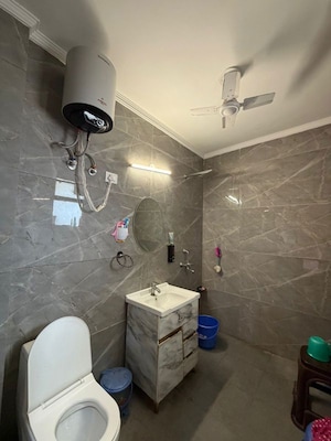 Bathroom in 3 BHK Builder Floor at Green Fields Colony – for Rent