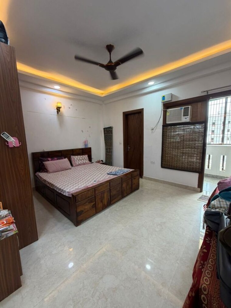 Bedroom, green fields colony 3 Bedroom 1800 Sq.Ft. Builder Floor In Green Fields Colony Faridabad 10732795