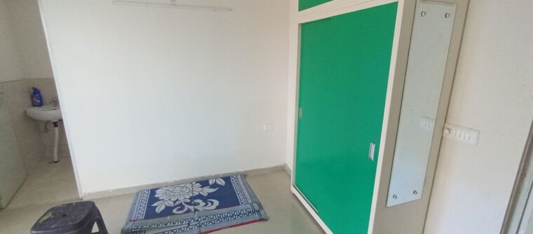 Room, rof-aalayas 2 Bedroom 717 Sq.Ft. Apartment In Sector 102 Gurgaon 10732819