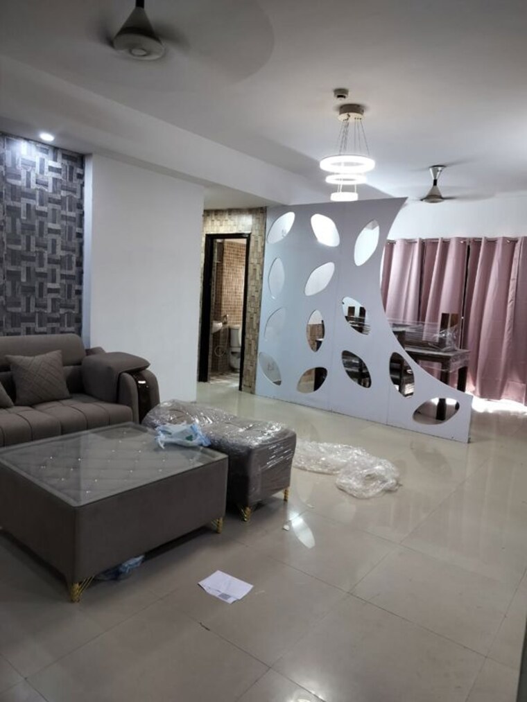 Living Room, paras-tierea 3 Bedroom 1695 Sq.Ft. Apartment In Sector 137 Noida 10732814