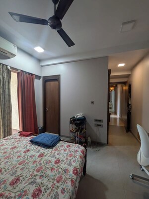 Bedroom in 2 BHK Apartment at Malad East – for Sale