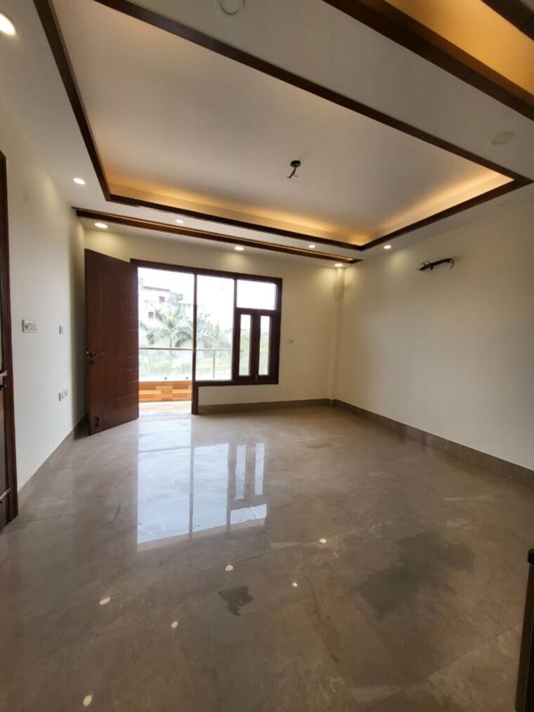 Room, green fields colony 4 Bedroom 4050 Sq.Ft. Builder Floor In Green Fields Colony Faridabad 10732816