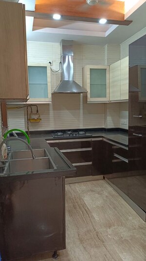 Kitchen in 3 BHK Builder Floor at New Rajinder Nagar – for Rent
