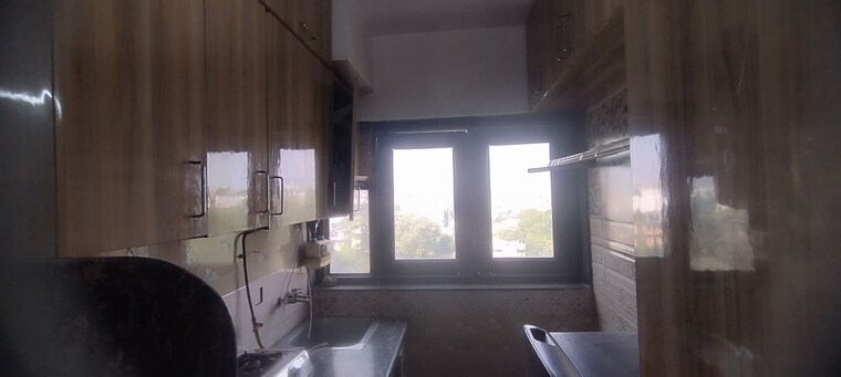 Kitchen, dlf-capital-greens-phase-i-and-ii Studio 360 Sq.Ft. Apartment In Moti Nagar Delhi 10732854