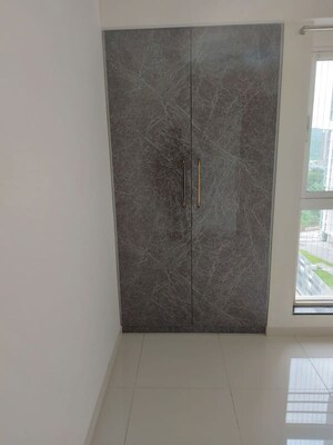 Furnished Amenities in 3 BHK Apartment at Godrej Emerald, Ghodbunder Road – for Sale