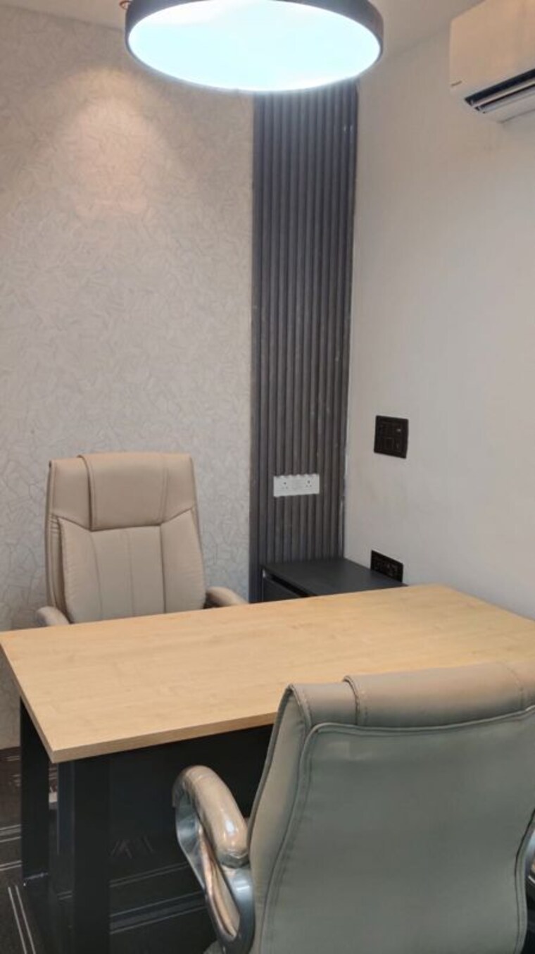 Team Area, sector 62 Commercial Office Space 1250 Sq.Ft. In Sector 62 Noida 10732890