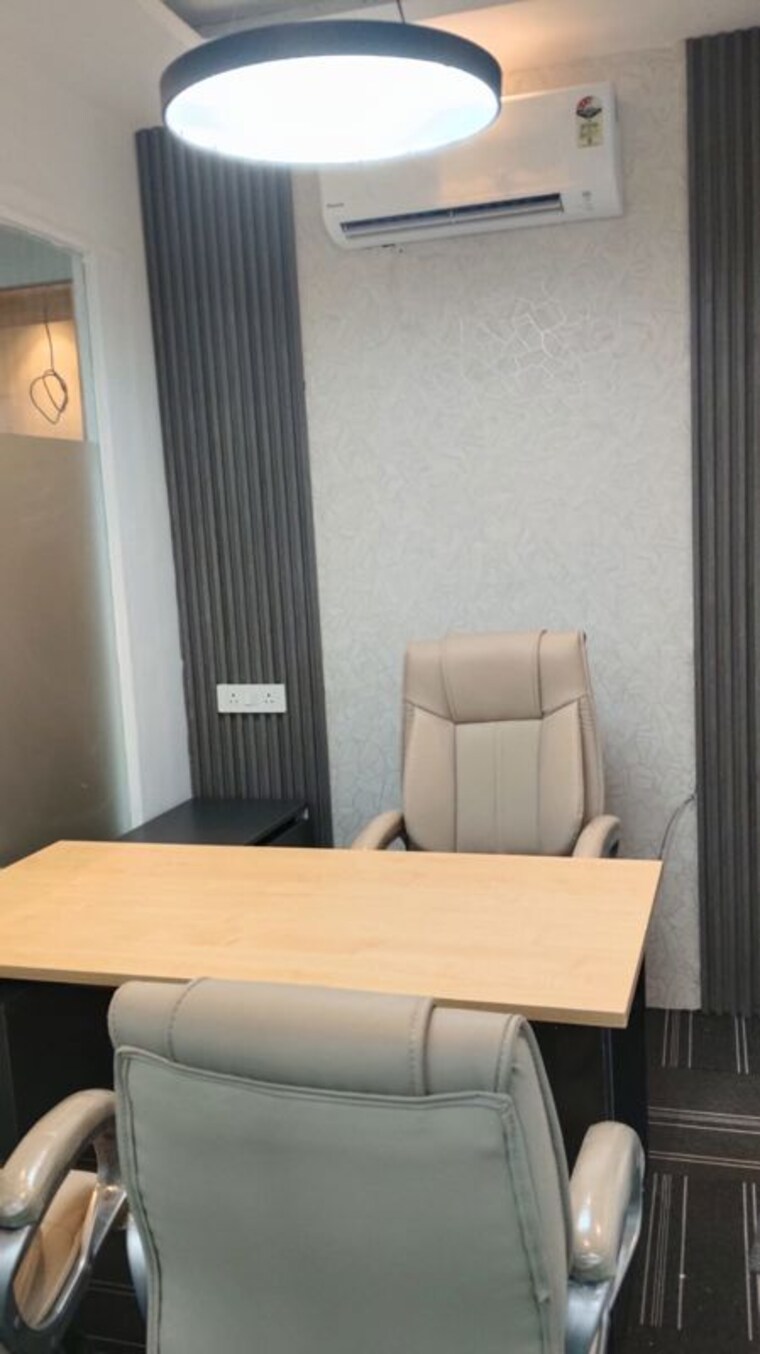 Team Area, sector 62 Commercial Office Space 1250 Sq.Ft. In Sector 62 Noida 10732890