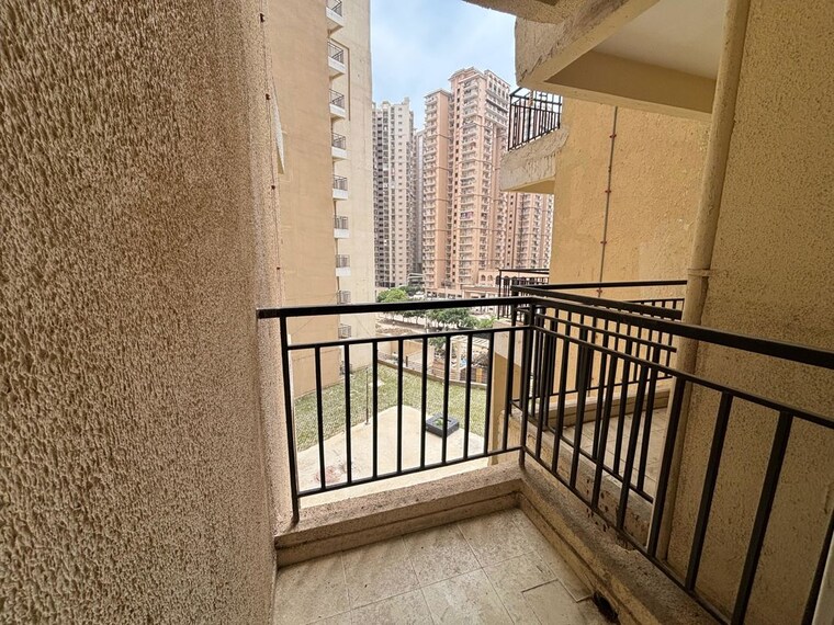 Balcony, amrapali-verona-heights 3 Bedroom 1220 Sq.Ft. Apartment In Tech Zone 4 Greater Noida Greater Noida 10732893