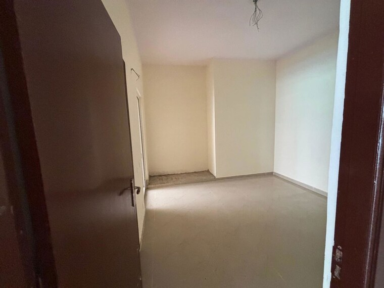 Room, amrapali-verona-heights 3 Bedroom 1220 Sq.Ft. Apartment In Tech Zone 4 Greater Noida Greater Noida 10732893