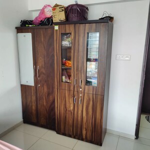 Furnished Amenities in 2 BHK Apartment at Wakad – for Rent