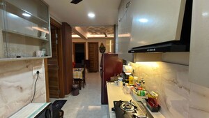Parking in 4 BHK Builder Floor at Vasundhara Sector 2b – for Sale