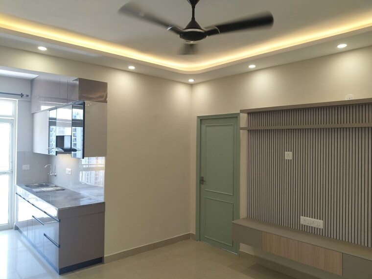 Room, suncity-avenue-76 2 Bedroom 635 Sq.Ft. Apartment In Sector 76 Gurgaon 10732914