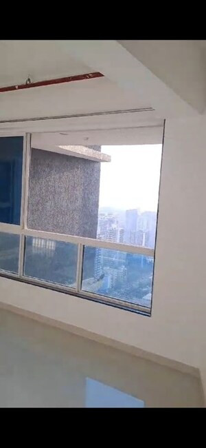 Room in 2 BHK Apartment at Shreeji Atlantis, Malad West – for Sale