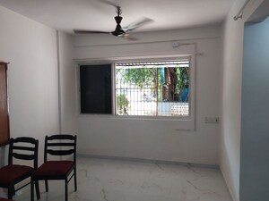 Room in 1 BHK Apartment at Andheri West – for Rent