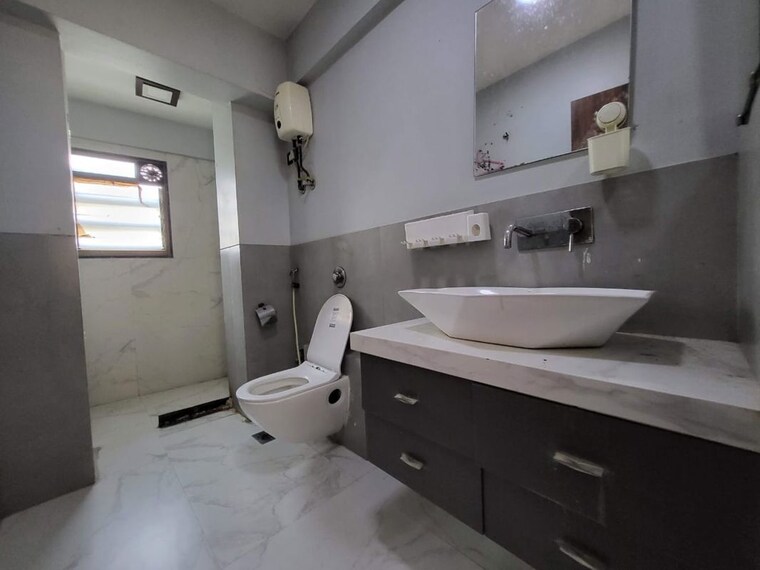Bathroom, cosmopolis-tower 2 Bedroom 774 Sq.Ft. Apartment In Andheri West Mumbai 10732953