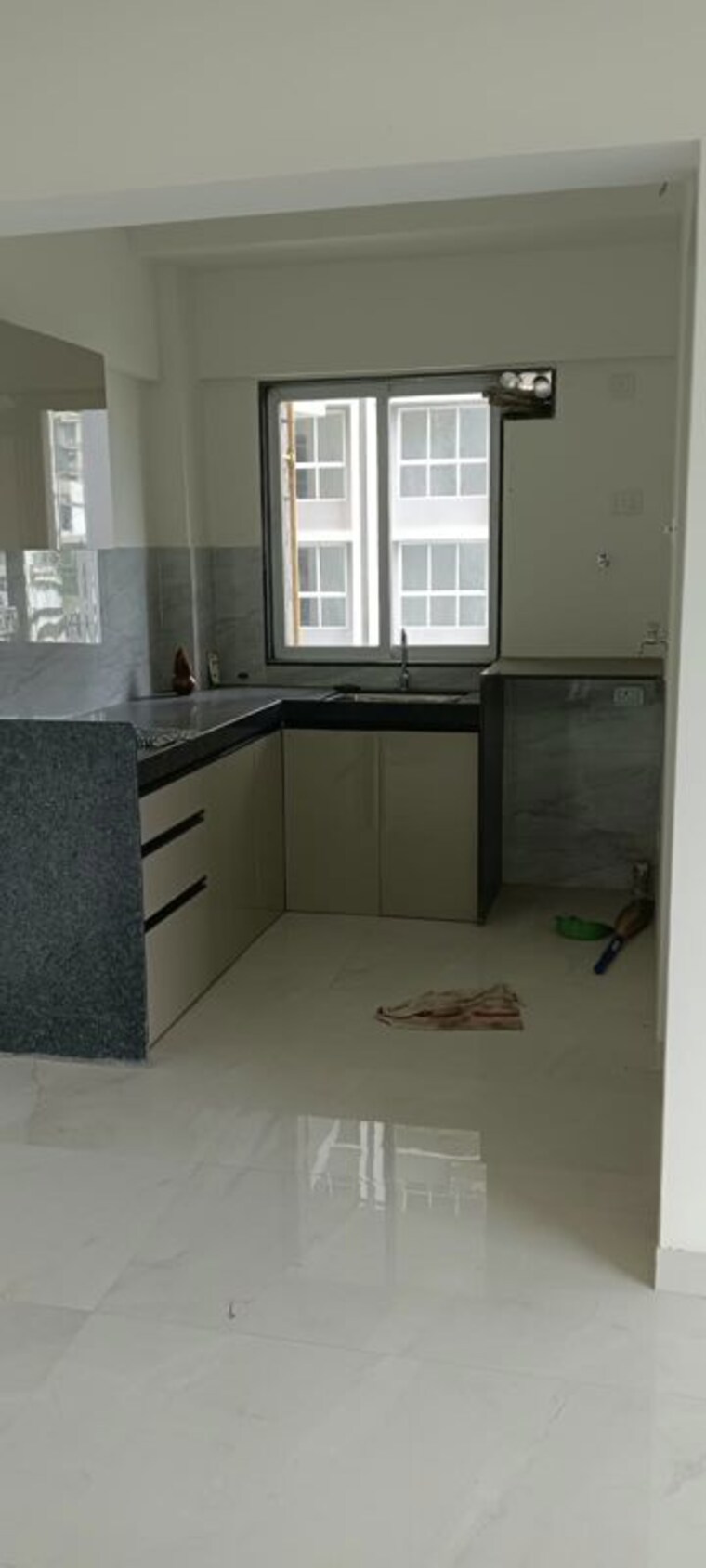 Room, ozone-complex 2 Bedroom 530 Sq.Ft. Apartment In Mira Road Thane 10732995