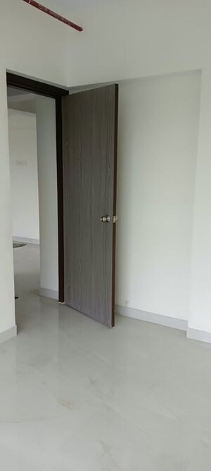 Room in 2 BHK Apartment at Ozone Complex, Mira Road – for Rent