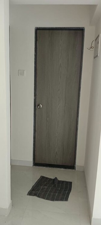 2 BHK 560 Sq.Ft. Apartment in Ozone Complex
