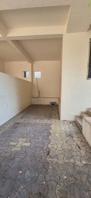 Room in 4 BHK Apartment at Rakshak Nagar Gold, Kharadi – for Sale