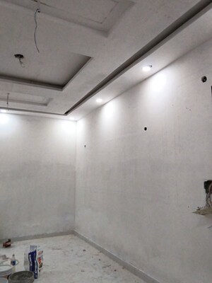 Room in 3 BHK Builder Floor at Vasundhara Sector 5 – for Sale