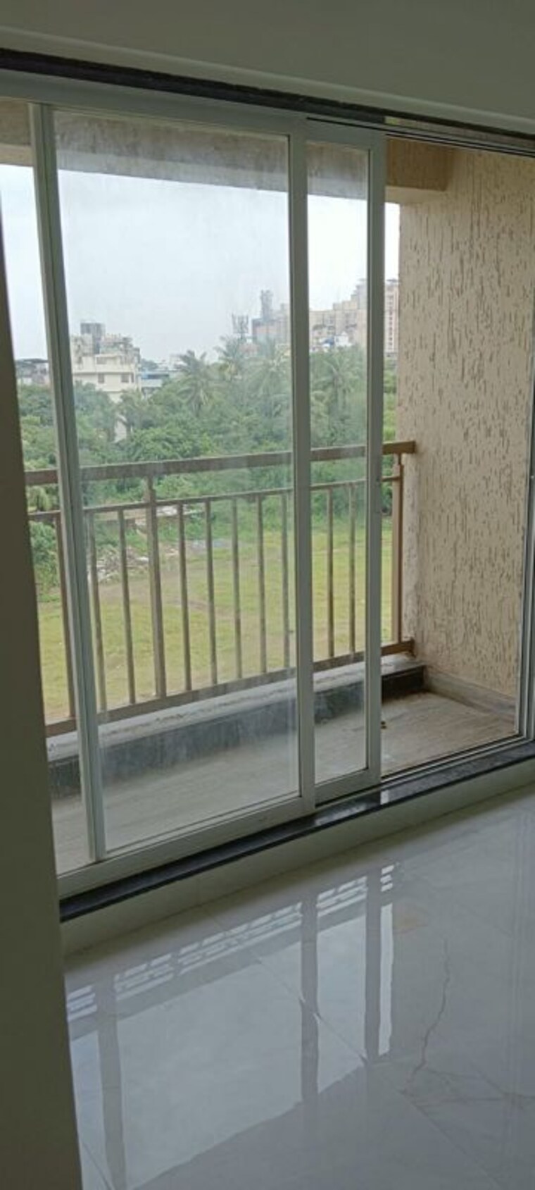 Balcony, ozone-complex 2 Bedroom 530 Sq.Ft. Apartment In Mira Road Thane 10733043