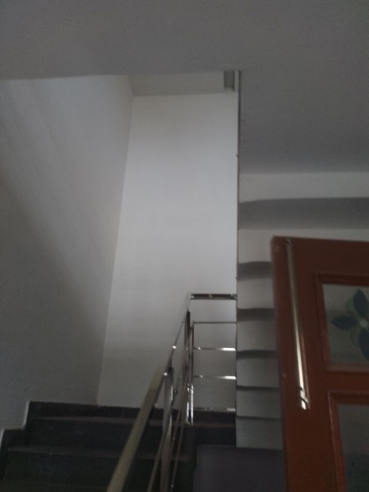 undefined, ludhiana chandigarh hwy 5 Bedroom 400 Sq.Yd. Independent House In LudhianA Chandigarh Hwy Mohali 10733053