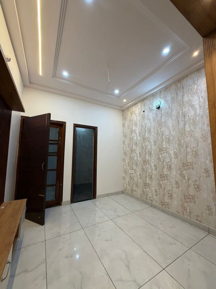 Room, kharar 4 Bedroom 112 Sq.Yd. Independent House In Kharar Mohali 10733065
