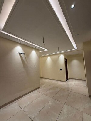 Room in 4 BHK Independent House at Sector 124 – for Sale