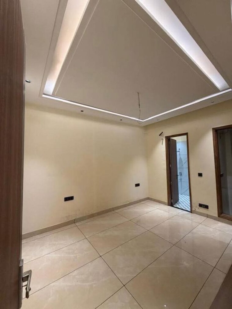 Room, sector 124 4 Bedroom 129 Sq.Yd. Independent House In Sector 124 Mohali 10733072