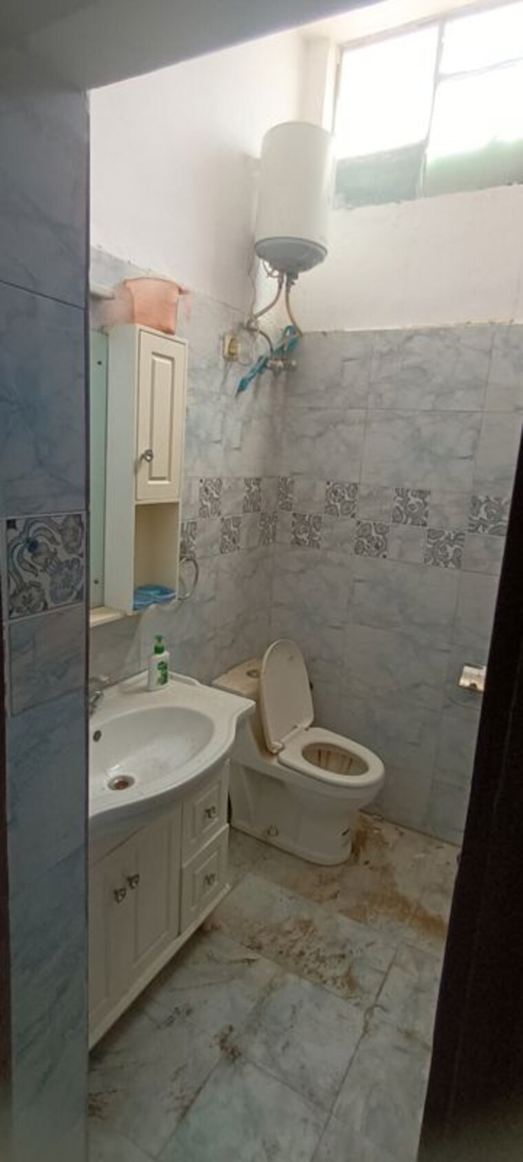 Bathroom, sector 16 1 Bedroom 950 Sq.Ft. Independent House In Sector 16 Faridabad 10733066
