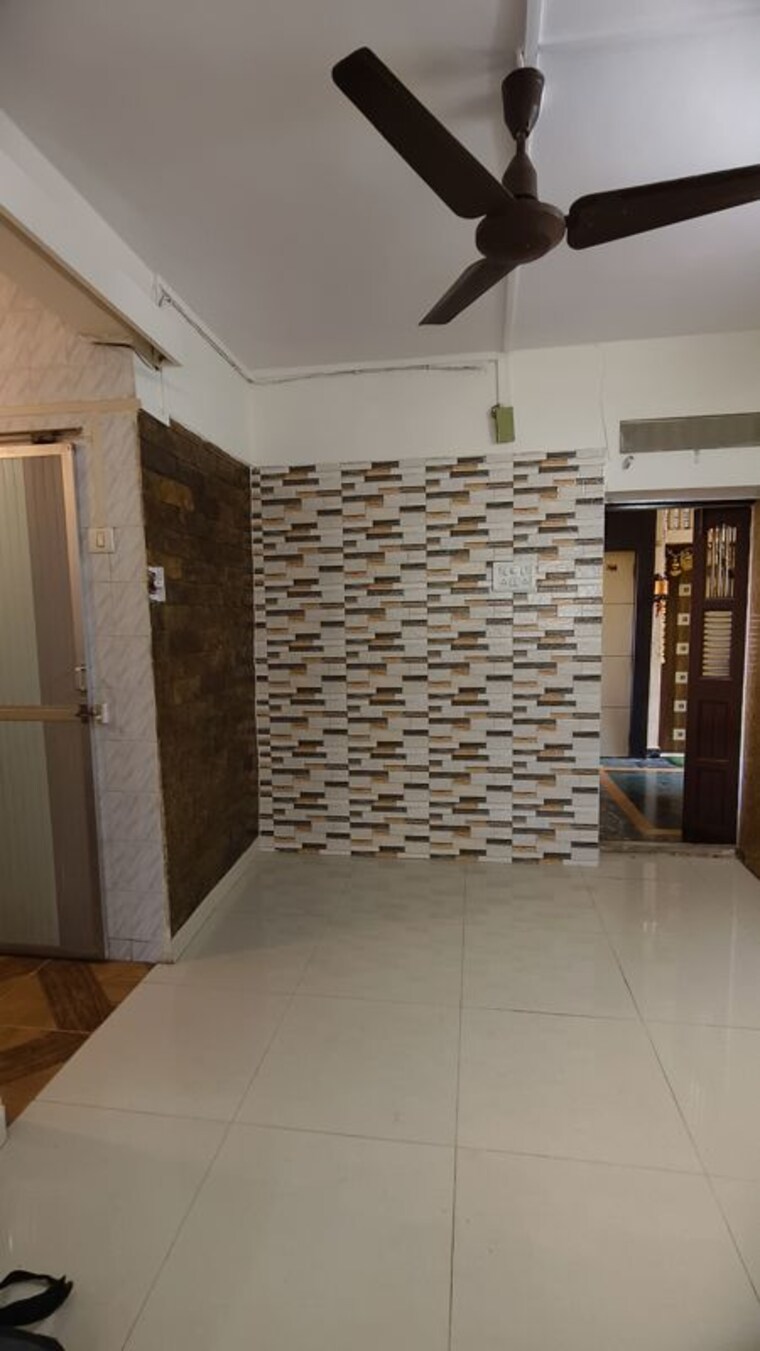 Bathroom, gokuldham-complex 2 Bedroom 850 Sq.Ft. Apartment In Goregaon East Mumbai 10733078