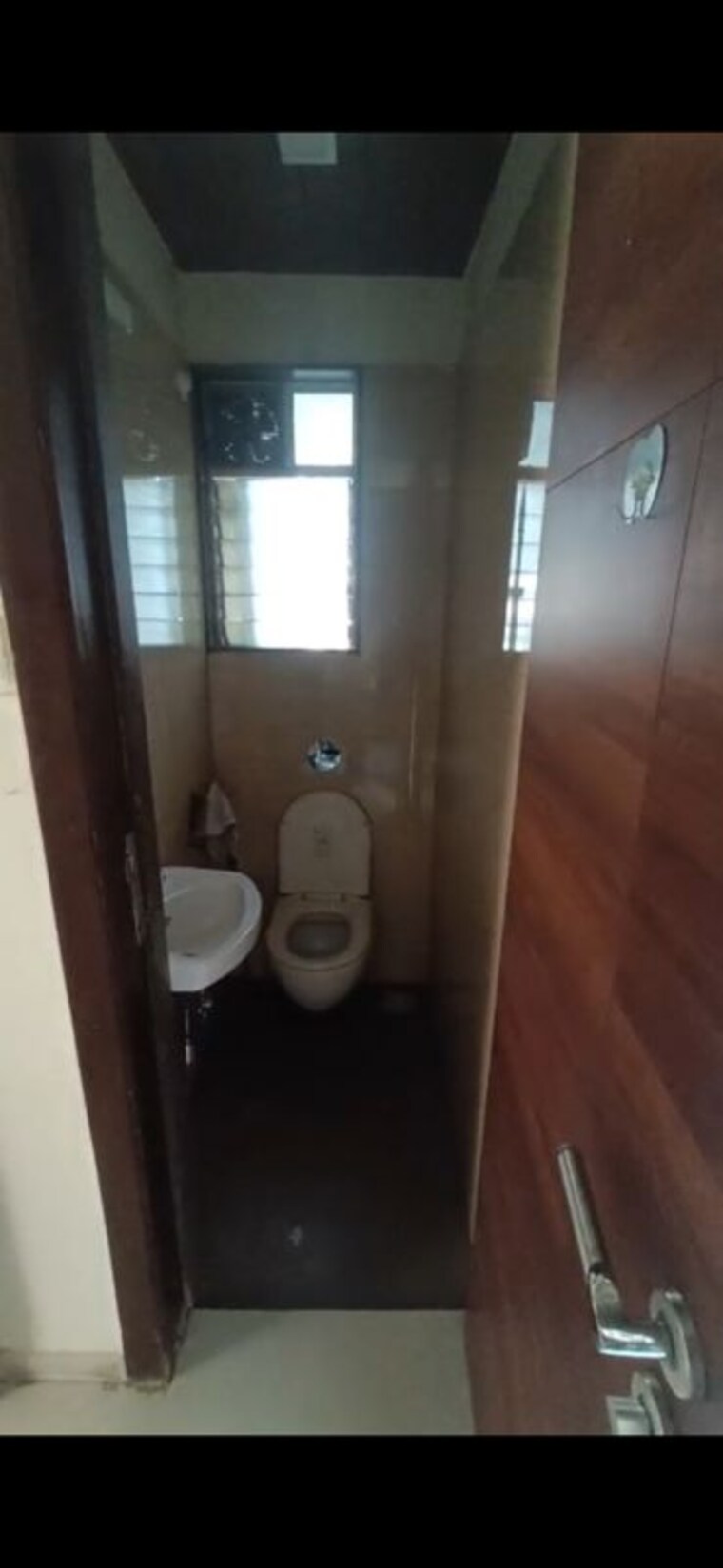 Bathroom, kabra-aurum 1 Bedroom 400 Sq.Ft. Apartment In Goregaon West Mumbai 10733096