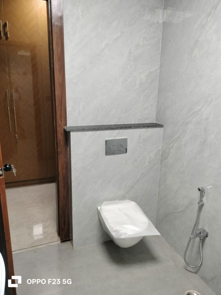 Bathroom, vikrant khand 5 Bedroom 3200 Sq.Ft. Villa In Vikrant Khand Lucknow 10733037