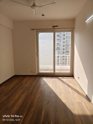 3 BHK Apartment For Rent in Noida Extension