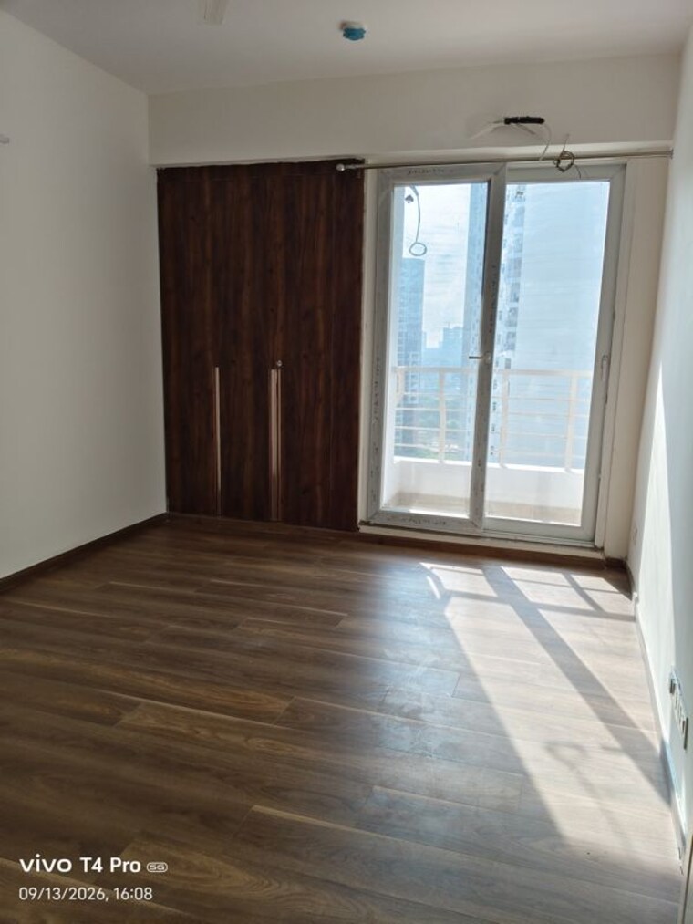 Room, noida extension 3 Bedroom 1720 Sq.Ft. Apartment In Noida Extension Greater Noida 10733113